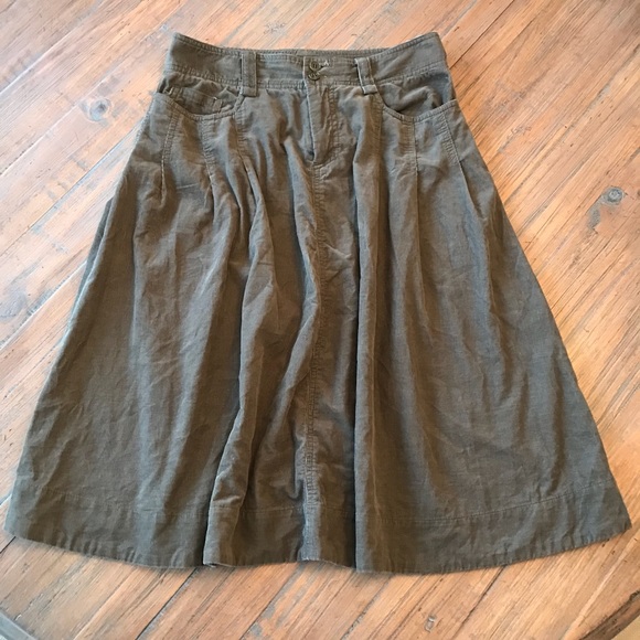 Zara Skirts Zara Woman Size 6 Olive Green Corduroy Skirt Poshmark